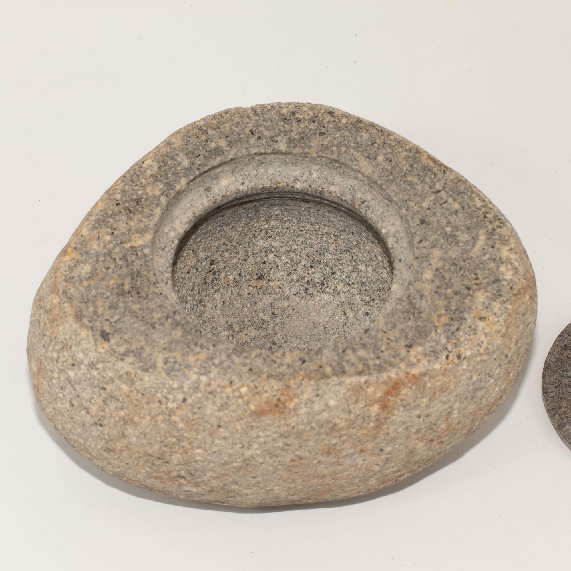 Natural Riverstone Grounding Pot - Large