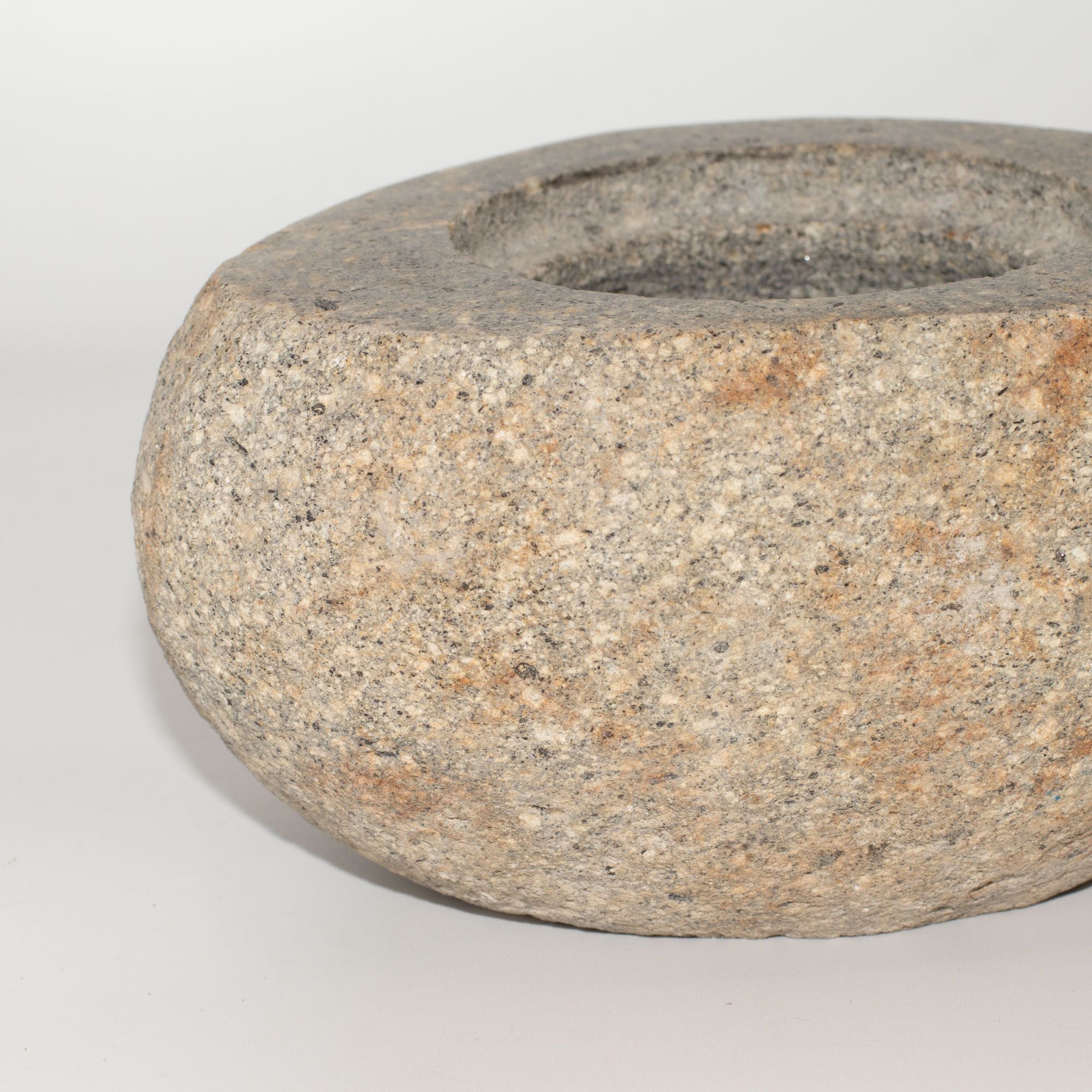 Natural Riverstone Grounding Pot - Large