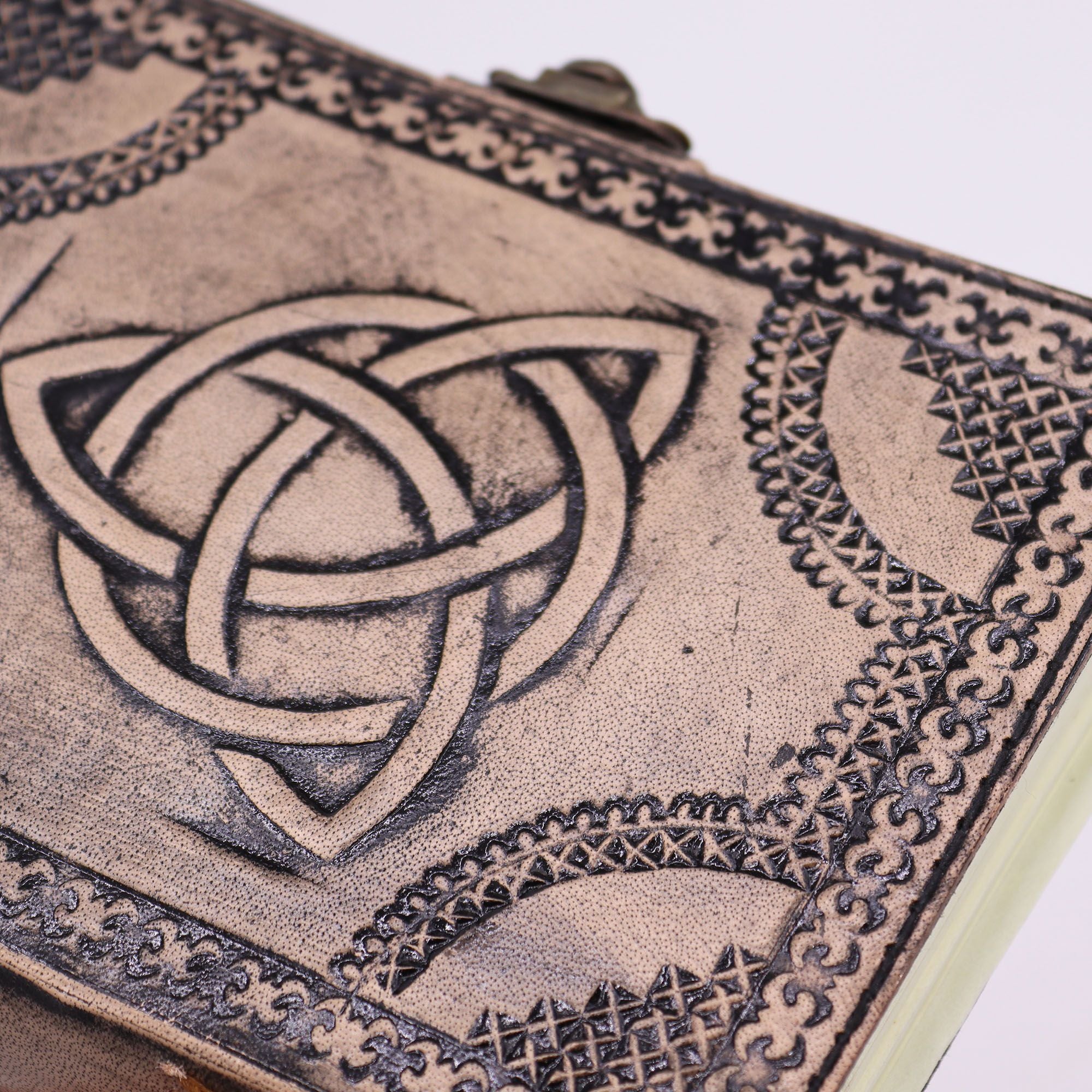 Circle Triquetra Esoteric Notebook – Antique Grey