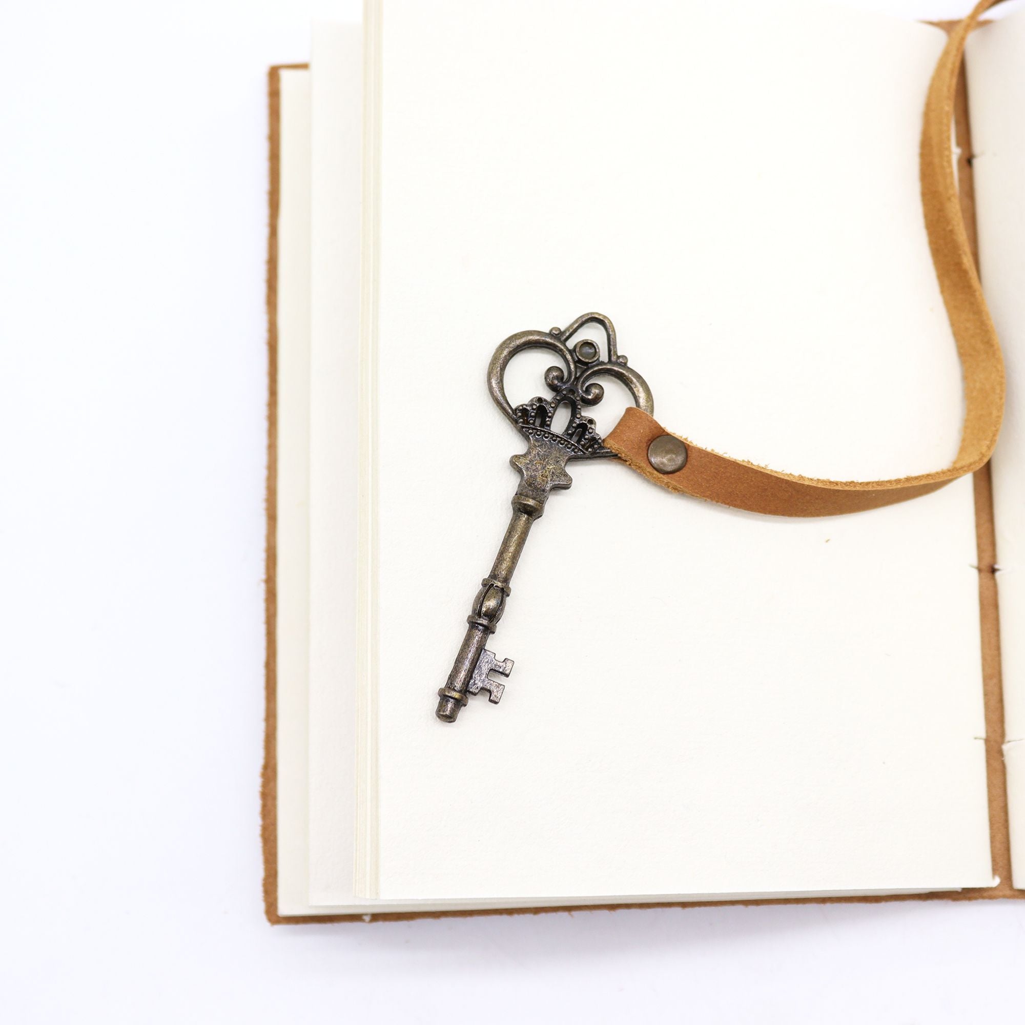 Oiled Tan Leather & Key Journal
